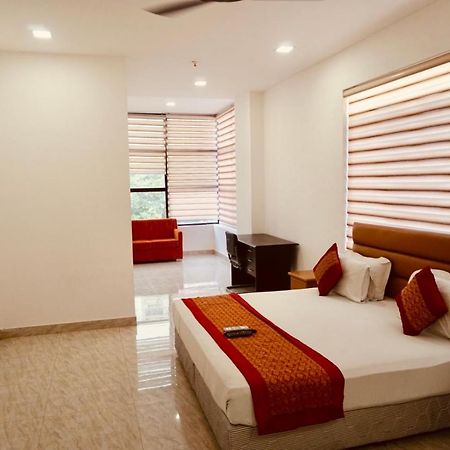 Amora Rooms Dwarka Nova Deli Exterior foto